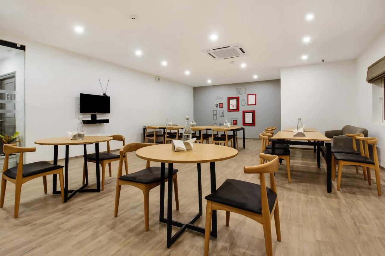 Oyo Townhouse 600 Gangothri Hotel Secunderabad Ngoại thất bức ảnh