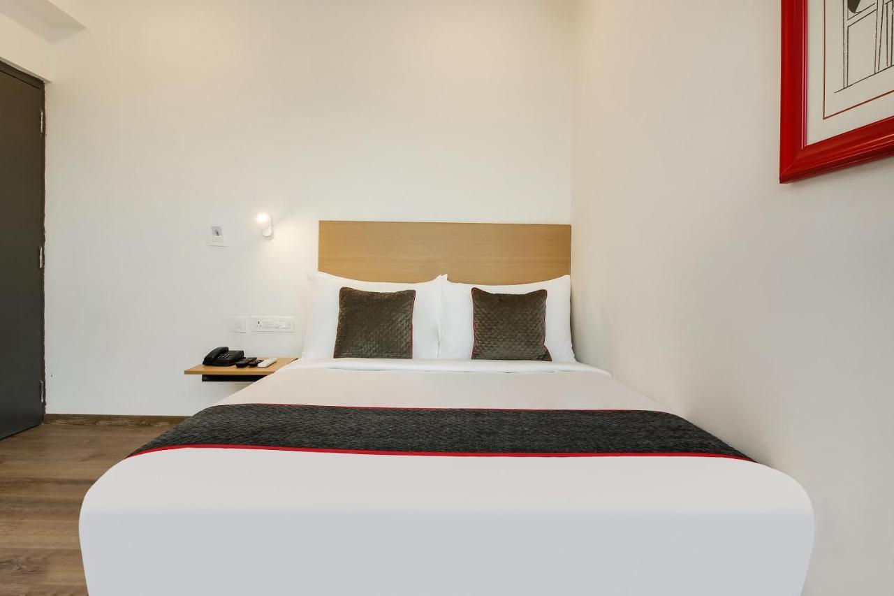 Oyo Townhouse 600 Gangothri Hotel Secunderabad Ngoại thất bức ảnh